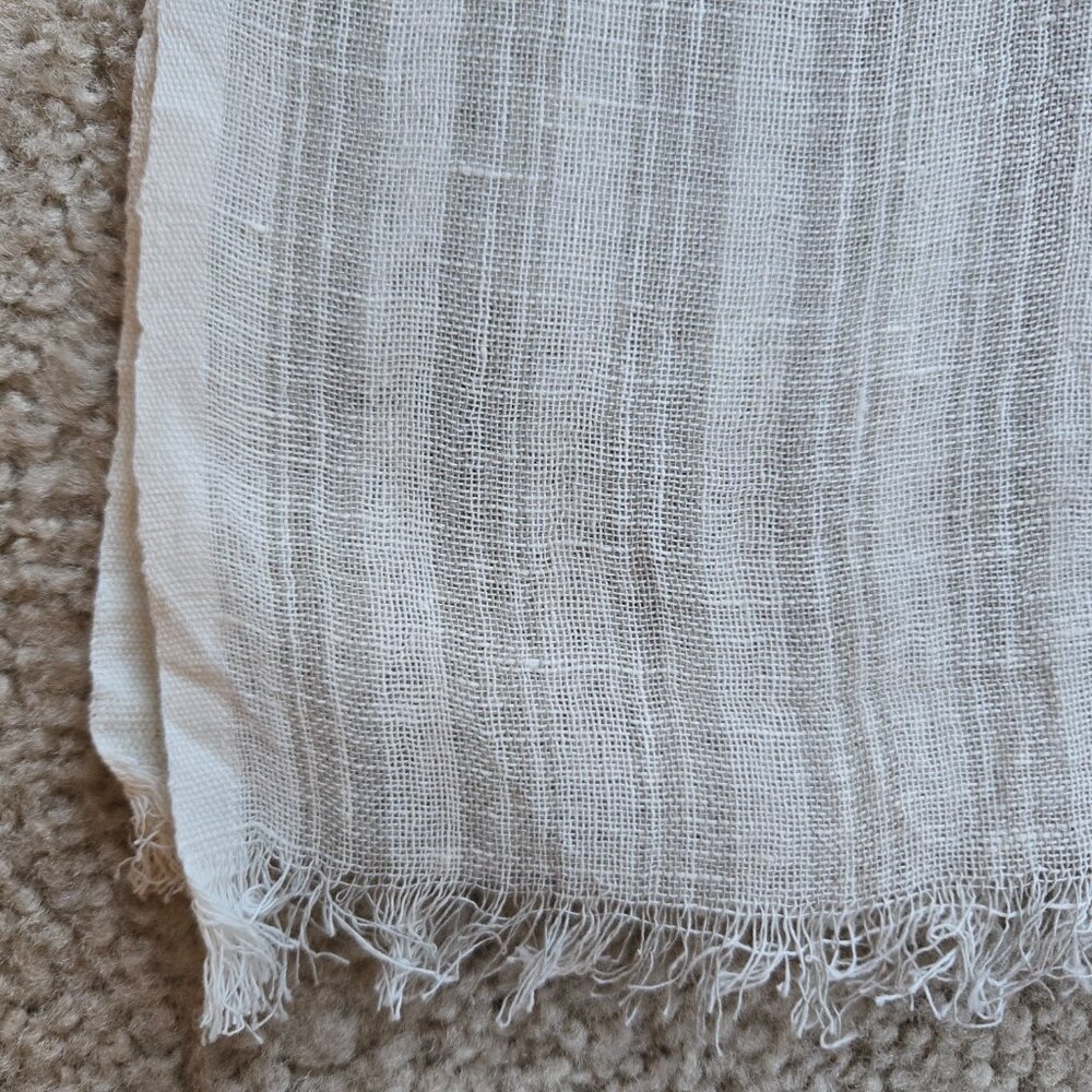 NWT Linen Cotton Wrap Scarf *SMALL STAIN* Grey White Stripe - Picture 4 of 9